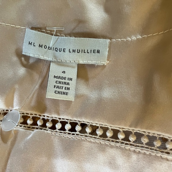 NWOT MONIQUE LHUILLIER
Wildflower Jacquard Mermaid Gown
In Ecru Sz 4. - Picture 14 of 15